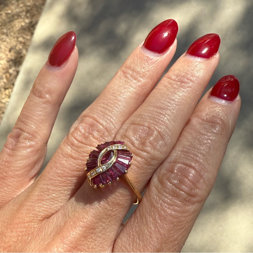 14K gold Heavy natural ruby diamond ring - Picture 2 of 3